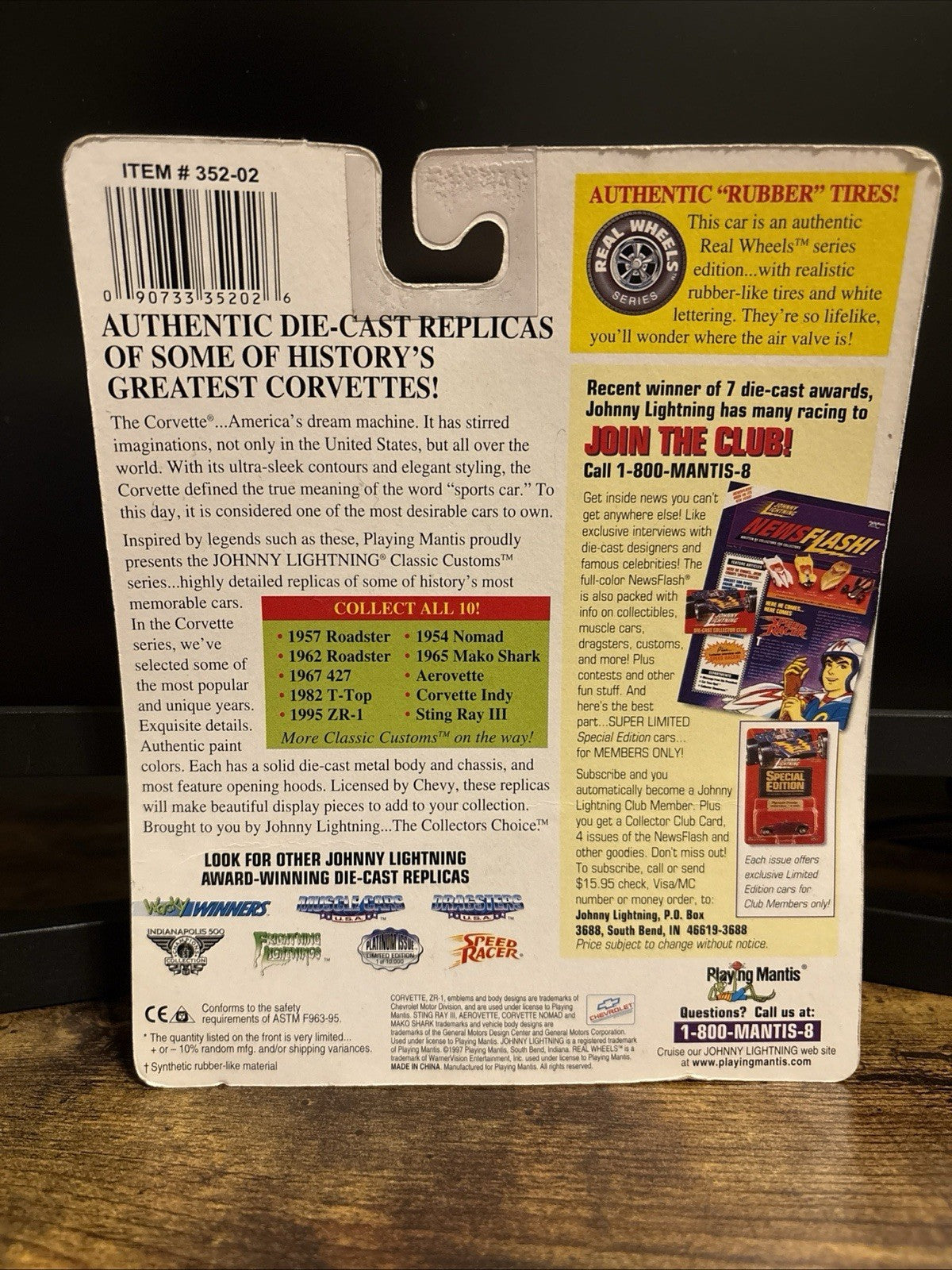 Johnny Lightning Classic Customs: Corvette Car Lot. 5/10 Collection!