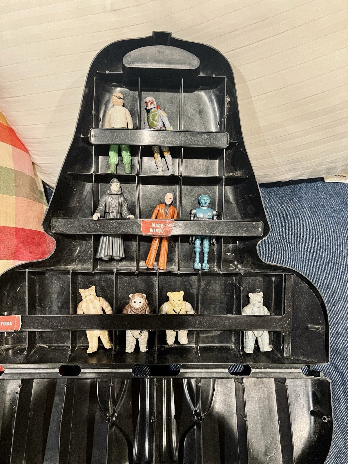 Vintage Kenner Star Wars action figures lot with Vader Case