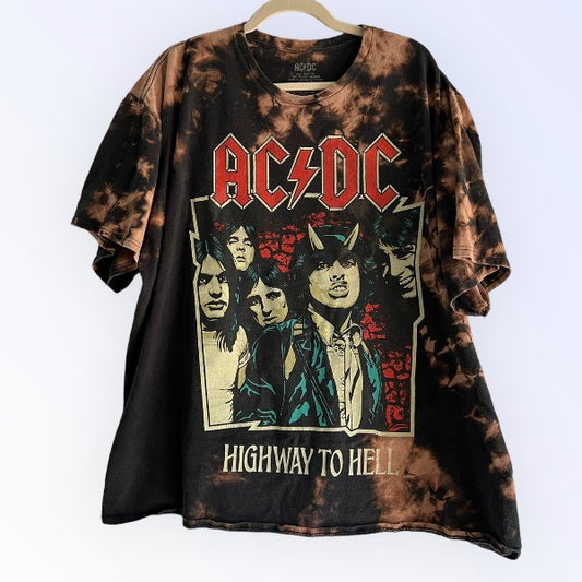 Band T-Shirt - AC/DC
