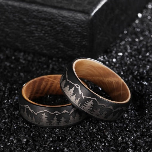 The Wanderer - Tungsten Carbide Ring with Whiskey Barrel Liner